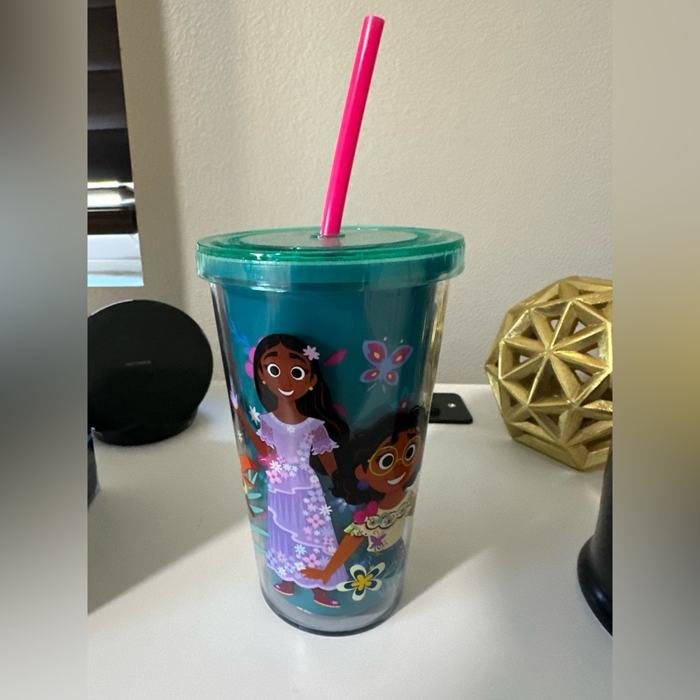 Encanto tumbler cup